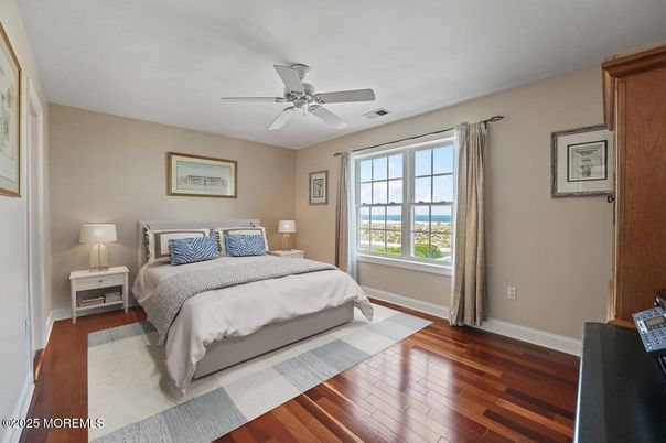 Bedroom, Interior, Water, Wood Texture Flooring