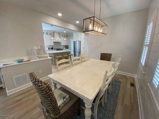 Dining room, Interior, Kitchen, Pendant Lights, Recessed Lighting, Wood Texture Flooring