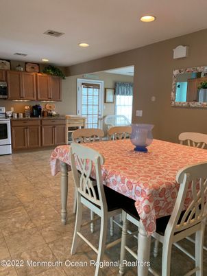 Dining room, Interior, Kitchen, Recessed Lighting