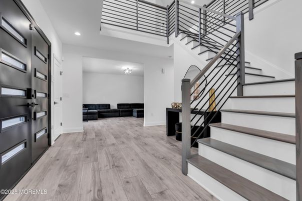 Interior, Recessed Lighting, Wood Texture Flooring