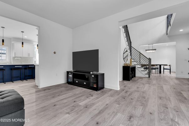 Dining room, Interior, Kitchen, Pendant Lights, Recessed Lighting, Wood Texture Flooring