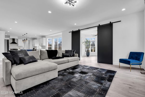 Interior, Kitchen, Living room, Pendant Lights, Recessed Lighting, Wood Texture Flooring