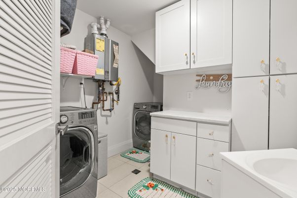 Interior, Utility Closets, Washer