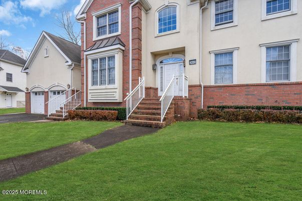 Attached, Exterior, Facade, Brick Facade, Rowhouse