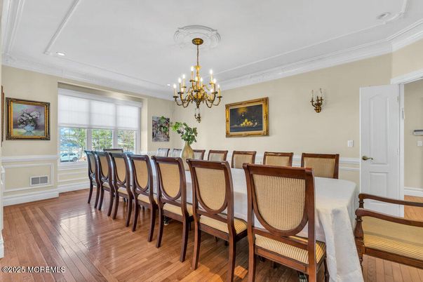 Chandelier, Dining room, Interior, Recessed Lighting, Wood Texture Flooring