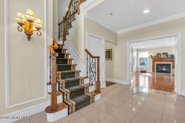Fireplace, Interior, Recessed Lighting