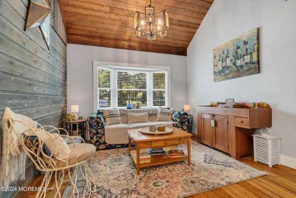 Interior, Living room, Pendant Lights, Wooden Ceilings, Wood Texture Flooring