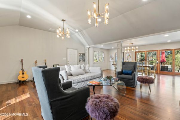 Dining room, Interior, Living room, Pendant Lights, Recessed Lighting, Wood Texture Flooring