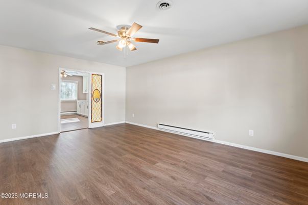 Empty room, Interior, Wood Texture Flooring