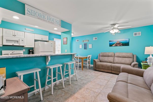 Interior, Kitchen, Living room, Recessed Lighting