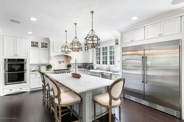 Chandelier, Interior, Kitchen, Pendant Lights, Recessed Lighting, Stainless Steel Appliances, Wood Texture Flooring