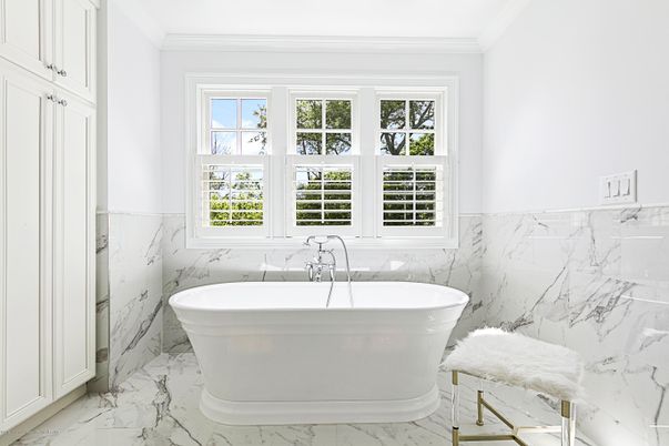 Bathroom, Free Standing Baths, Interior, Marble, Marble Walls