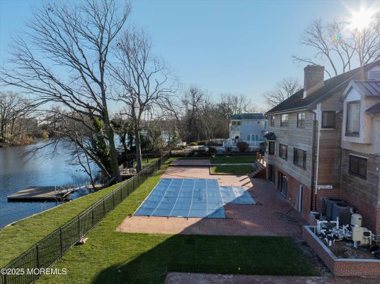 Backyard, Exterior, Water