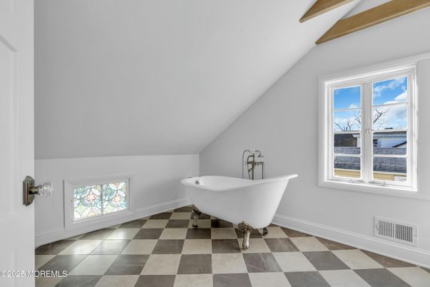 Bathroom, Free Standing Baths, Interior, Wooden Beams