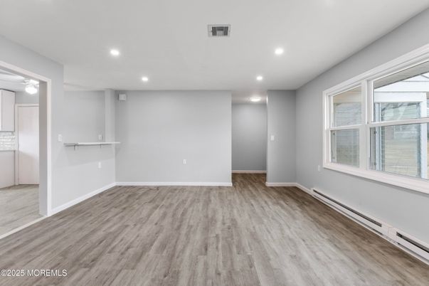Empty room, Interior, Recessed Lighting, Wood Texture Flooring