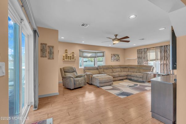Interior, Living room, Recessed Lighting, Wood Texture Flooring