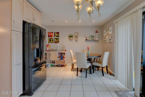 Chandelier, Dining room, Interior, Recessed Lighting