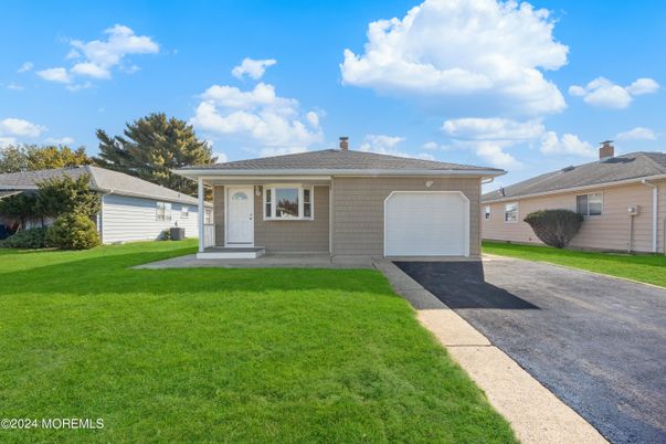 Attached, Backyard, Exterior, Facade, Ranch