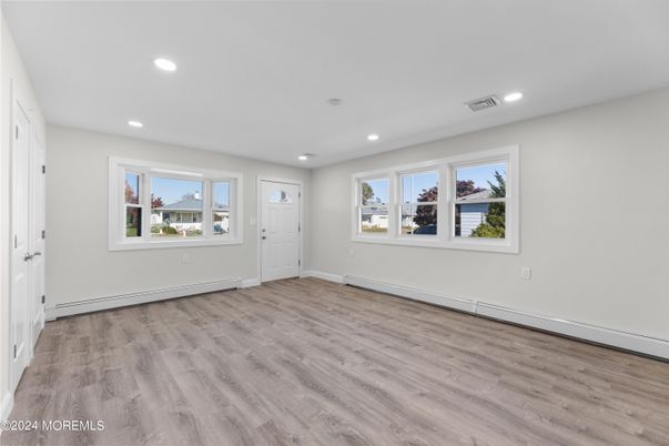 Empty room, Interior, Recessed Lighting, Wood Texture Flooring