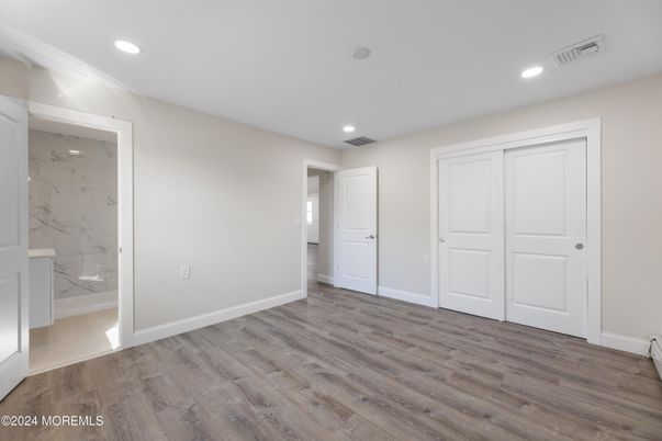 Empty room, Interior, Marble Walls, Recessed Lighting, Wood Texture Flooring