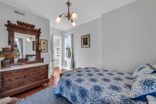 Bedroom, Interior, Pendant Lights, Wood Texture Flooring