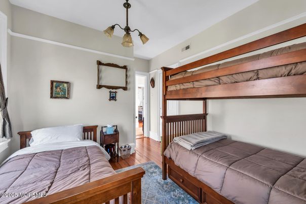 Bedroom, Interior, Pendant Lights, Wood Texture Flooring