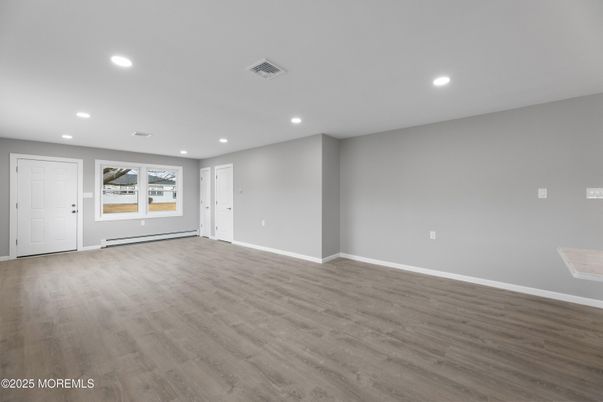 Empty room, Interior, Recessed Lighting, Wood Texture Flooring