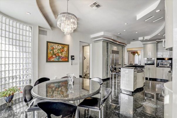 Chandelier, Dining room, Interior, Kitchen, Recessed Lighting, Stainless Steel Appliances