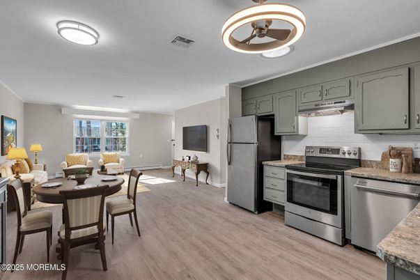 Dining room, Interior, Kitchen, Stainless Steel Appliances, Wood Texture Flooring
