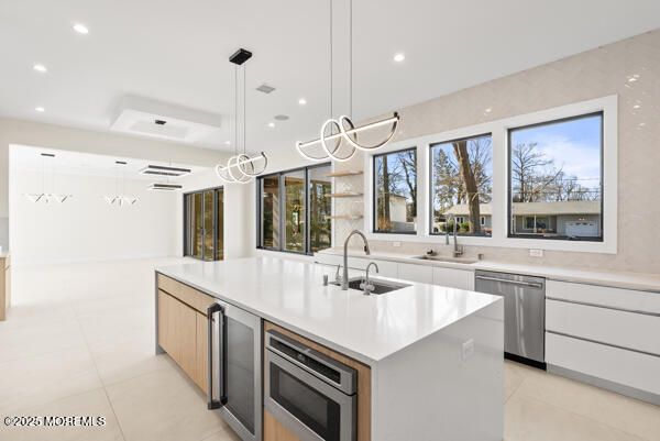Interior, Kitchen, Pendant Lights, Recessed Lighting, Stainless Steel Appliances