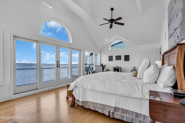 Bedroom, Interior, Recessed Lighting, Water, Wood Texture Flooring