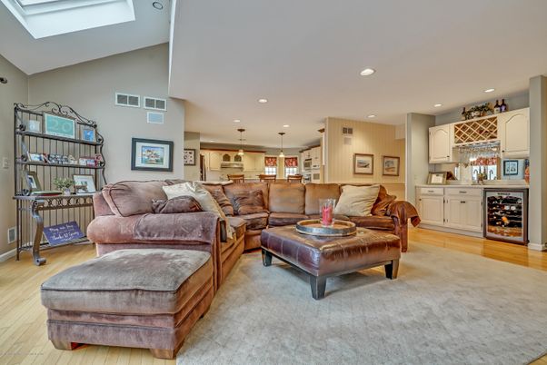 Interior, Kitchen, Living room, Pendant Lights, Recessed Lighting, Wood Texture Flooring