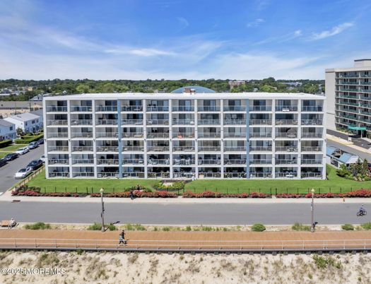 Exterior, Facade, Condo Building