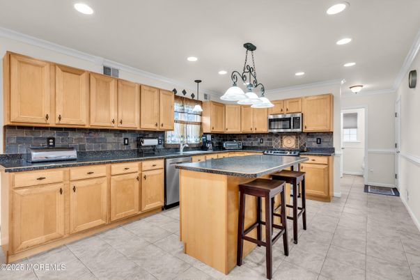 Interior, Kitchen, Pendant Lights, Recessed Lighting, Stainless Steel Appliances