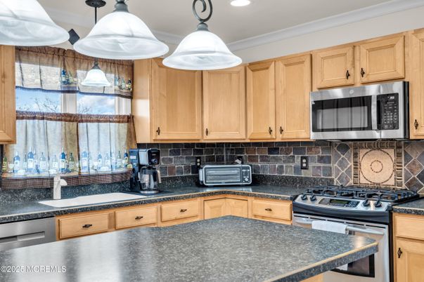 Interior, Kitchen, Pendant Lights, Recessed Lighting, Stainless Steel Appliances