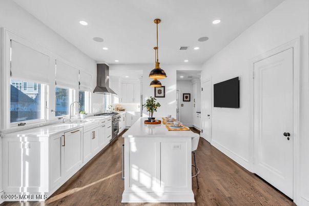 Interior, Kitchen, Pendant Lights, Recessed Lighting, Wood Texture Flooring