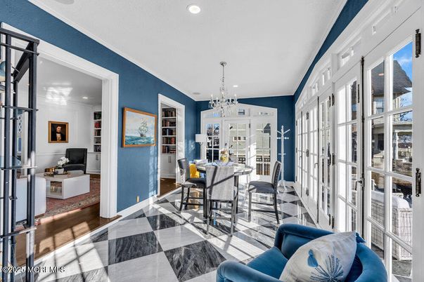 Chandelier, Dining room, Interior, Recessed Lighting