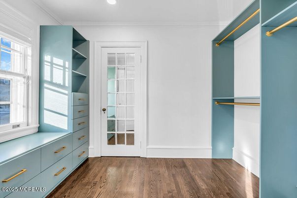 Interior, Recessed Lighting, Walk-in Closets, Wood Texture Flooring