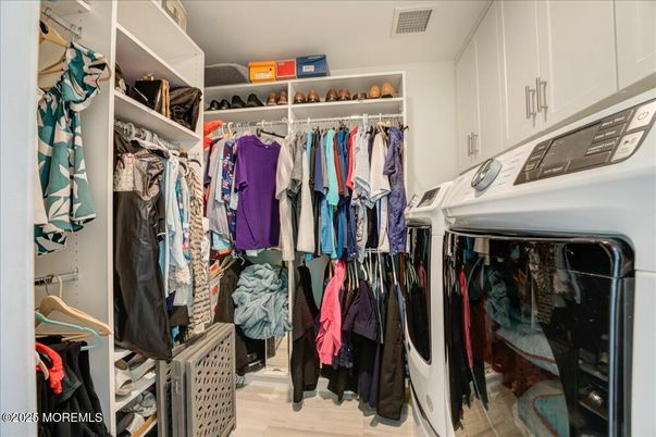 Interior, Walk-in Closets, Washer