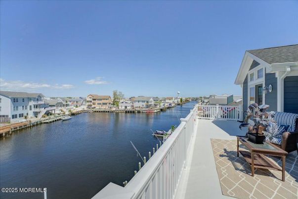 Exterior, Lake, Water