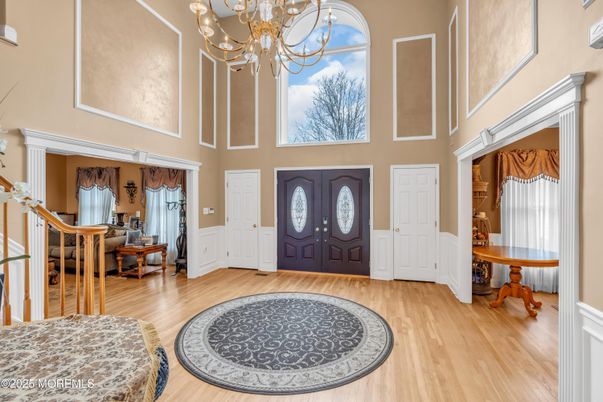 Chandelier, Interior, Wood Texture Flooring