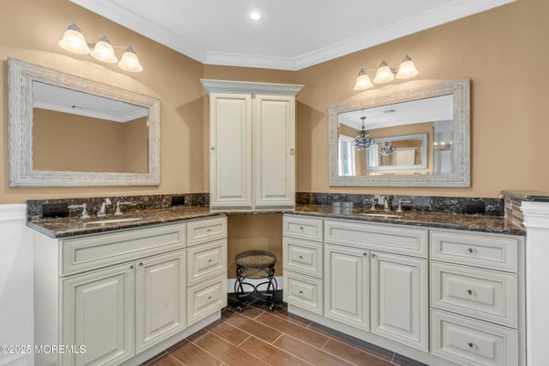 Bathroom, Dual Sink Vanities, Interior, Recessed Lighting, Wood Texture Flooring