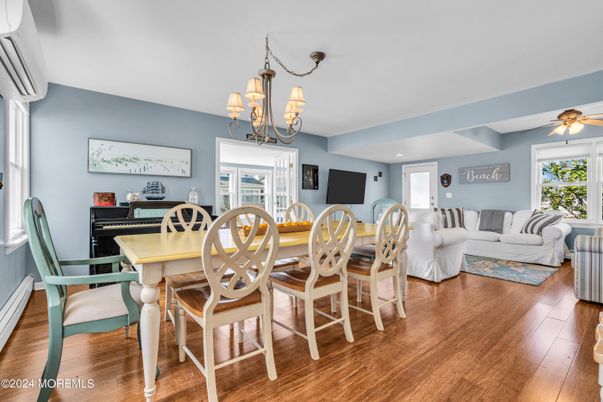 Chandelier, Dining room, Interior, Living room, Piano, Recessed Lighting, Wood Texture Flooring