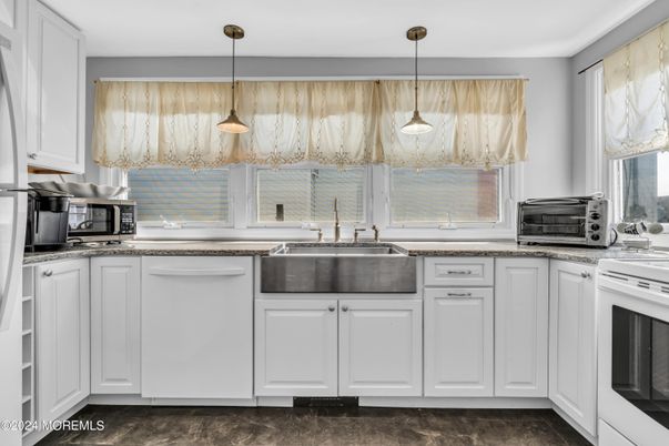 Interior, Kitchen, Pendant Lights