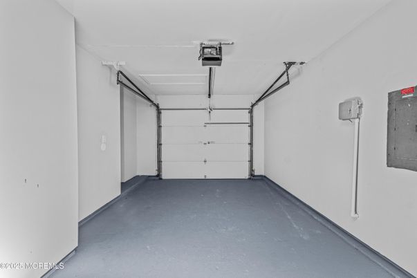 Garage, Interior
