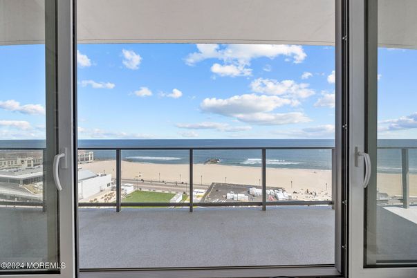 Water, Exterior, Interior, Other, Skyline