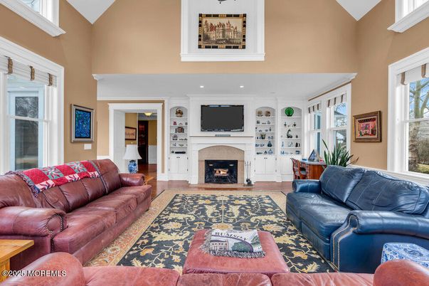 Fireplace, Interior, Living room, Recessed Lighting