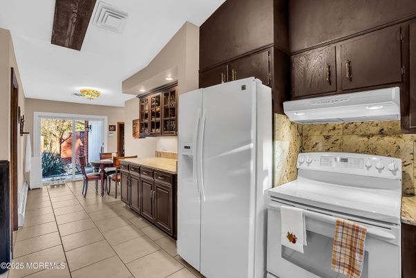 Dining room, Interior, Kitchen, Recessed Lighting