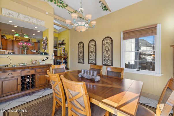 Chandelier, Dining room, Interior, Kitchen, Recessed Lighting