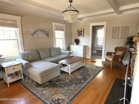 Interior, Living room, Pendant Lights, Wood Texture Flooring